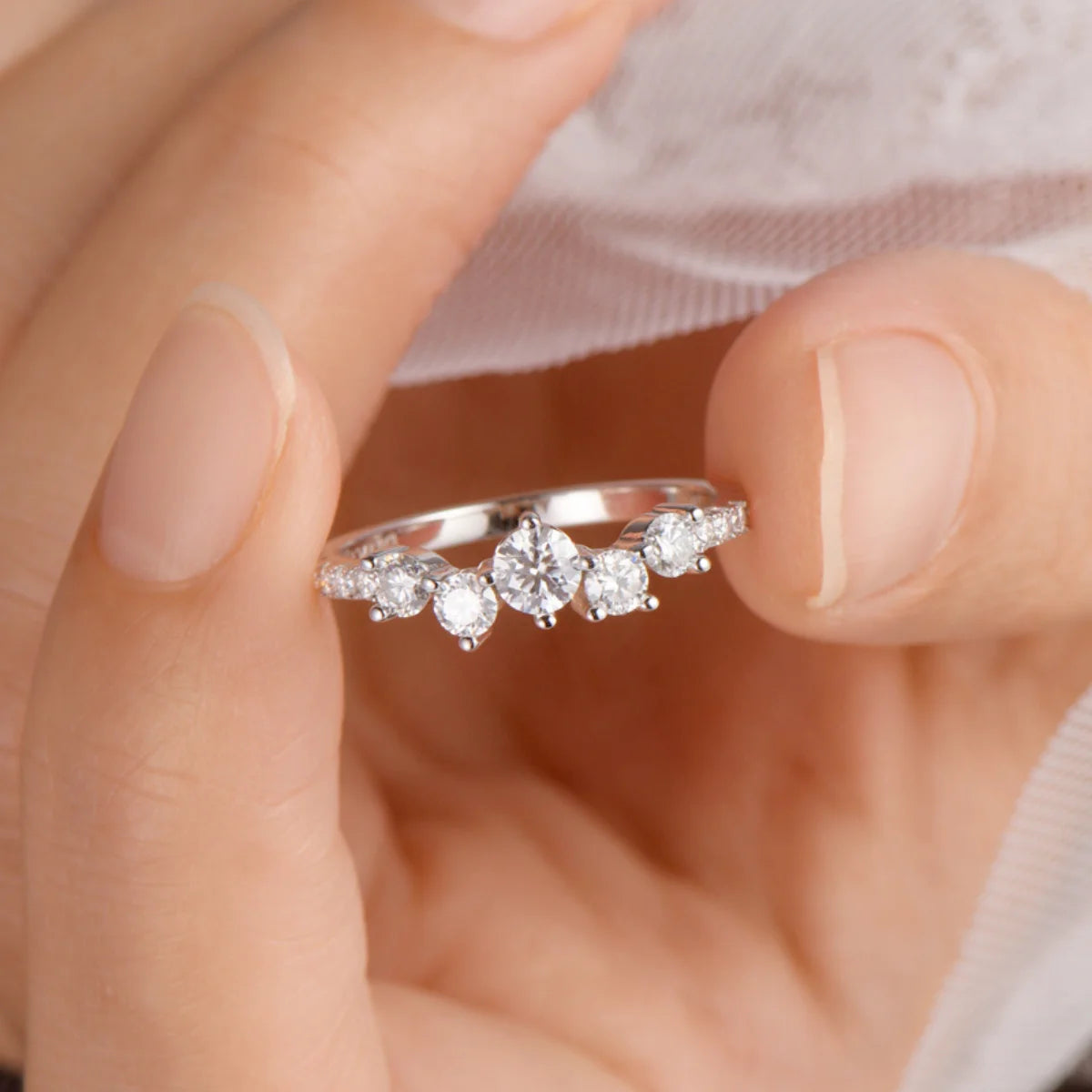 Damen Silberring Feligran mit Moissanite