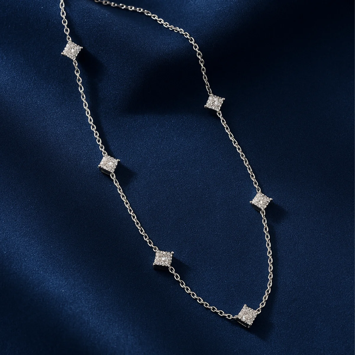 Women's white gold necklace with moissanite stones