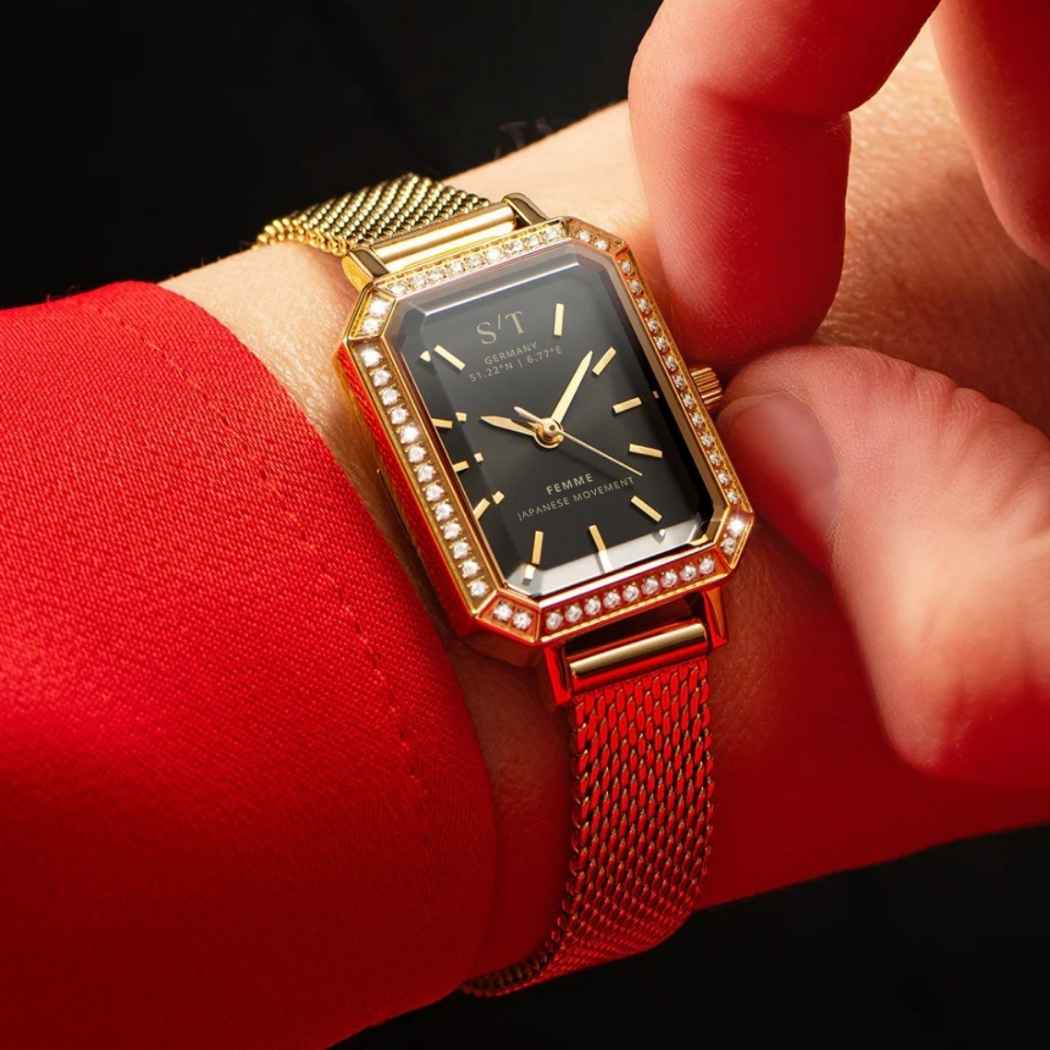 Elegante Damenuhr mit Mesh-Armband Gold